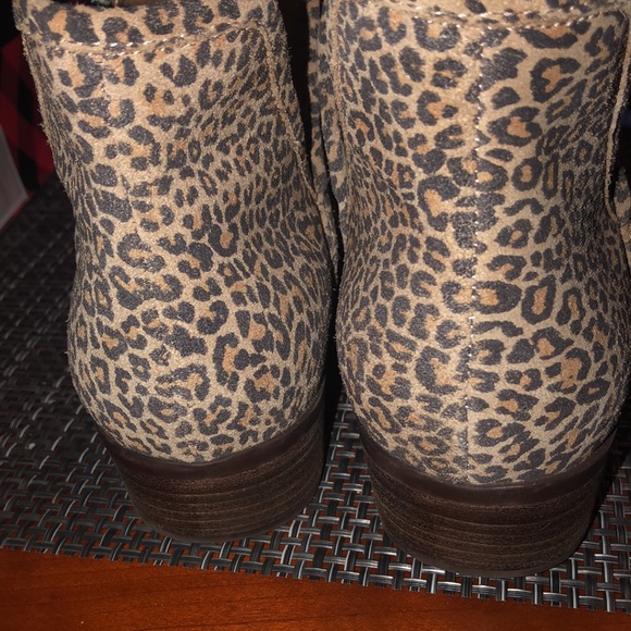 Prwnd Lucky Brand Baley 2 SKU 9281085 ankle booties size 9 leopard print - Picture 6 of 8
